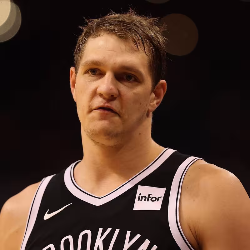 Mozgov se queda sin 'la pasta' de Orlando Magic