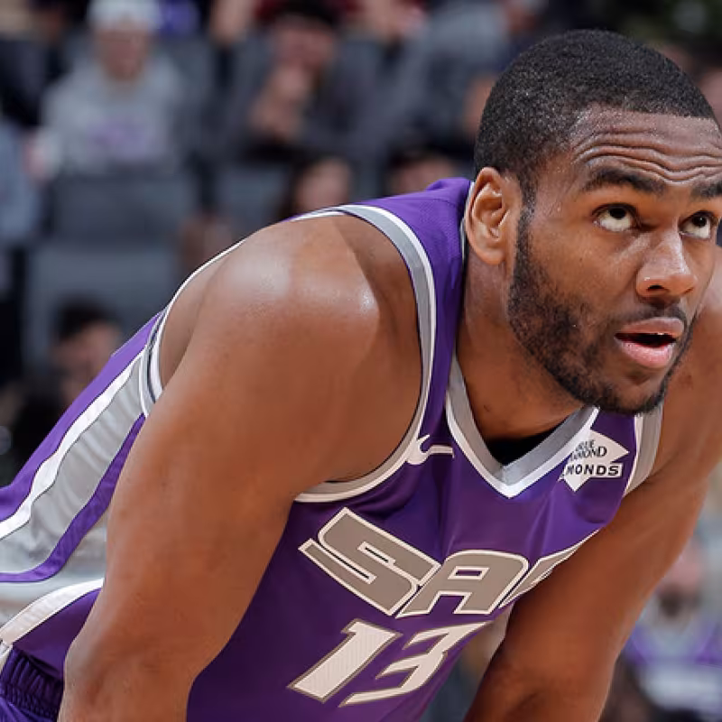 Golden State se refuerza con Burks y Spellman
