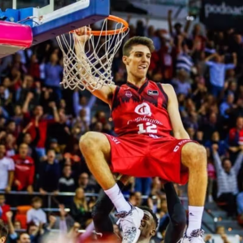 El español Carlos Alocén rechaza el Draft de la NBA de 2020 para presentarse al de 2021