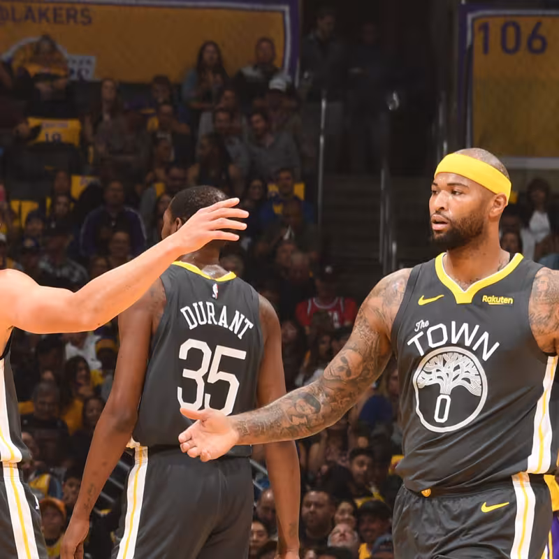 Curry, Durant y Cousins en el Staples Center. Foto: @warriors