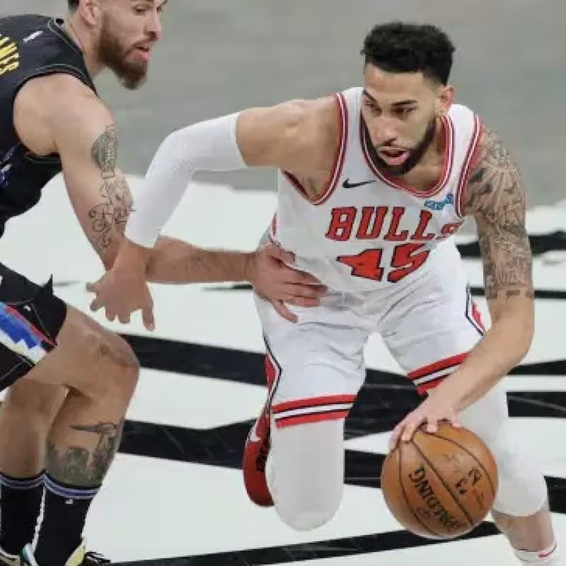 Denzel Valentine firma por una temporada y 4.7 millones de dólares con Chicago Bulls