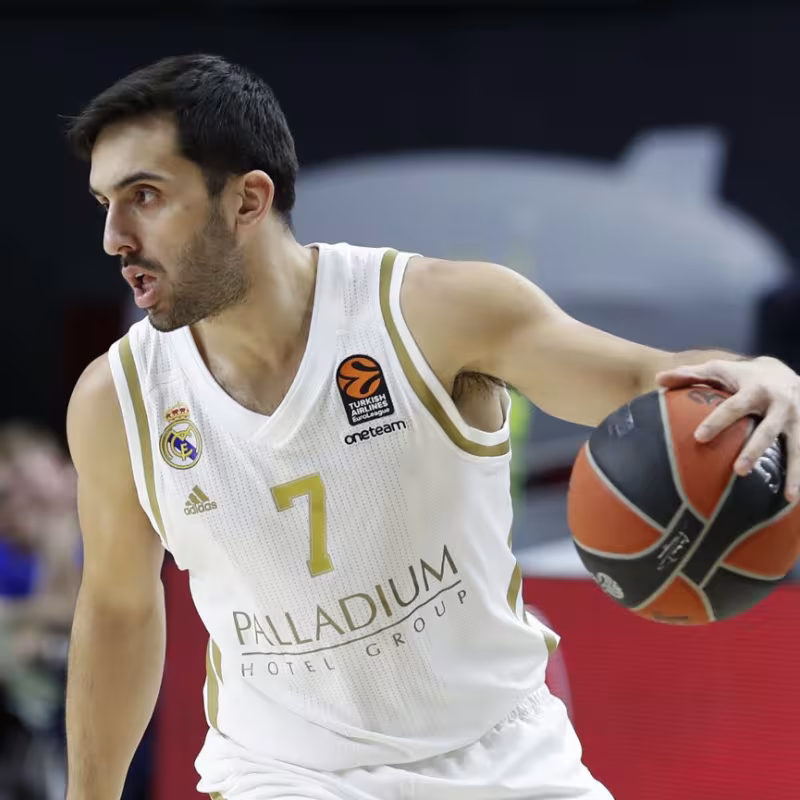 El Real Madrird derrota al Valencia y consigue su séptima victoria consecutiva en Euroliga