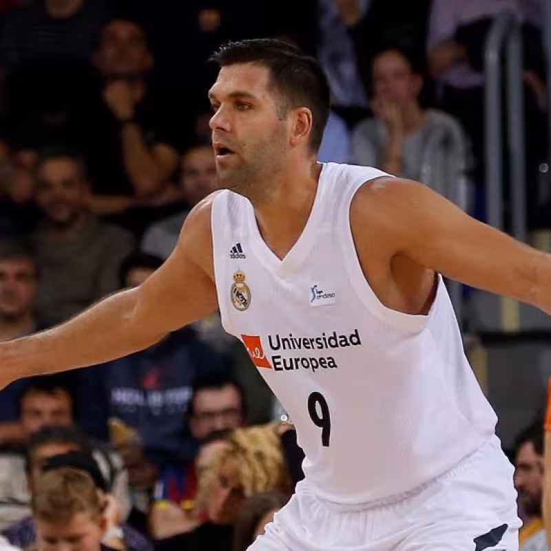 Felipe Reyes renueva un año más con el Real Madrid
