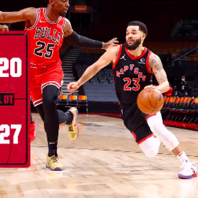 Fred VanVleet celebra su elección para el All Star con un triunfo de los Raptors ante los Bulls