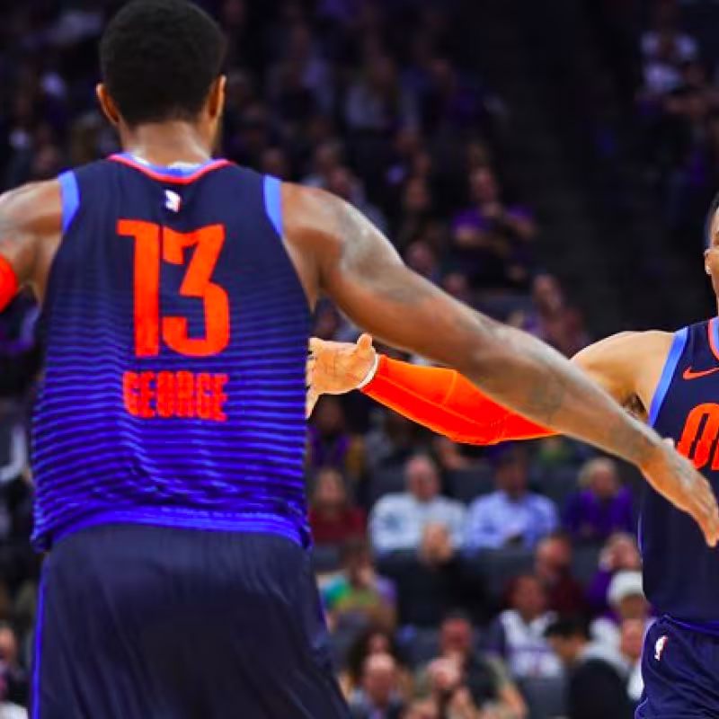 Brutal partido de Paul George en el triunfo de OKC en Sacramento