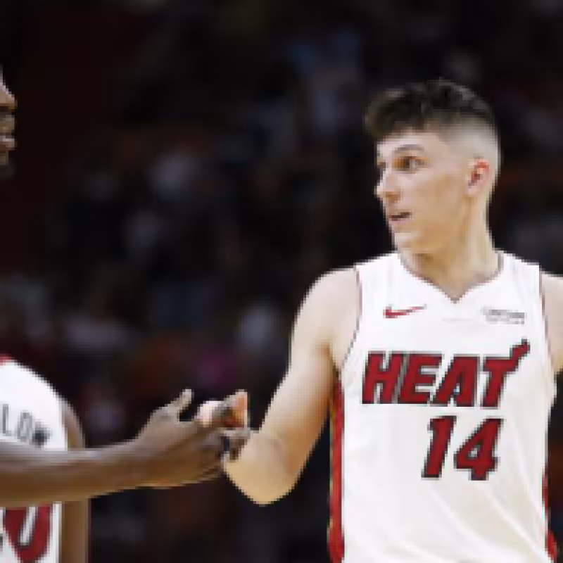 Adebayo sobre Herro: "Yo fui quien lo puso en la oreja de Pat para reclutarlo"