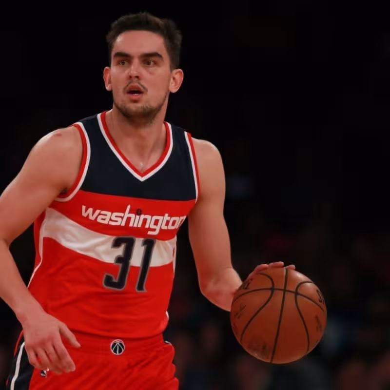 Tomas Satoransky jugará las próximas 3 temporadas en Chicago Bulls