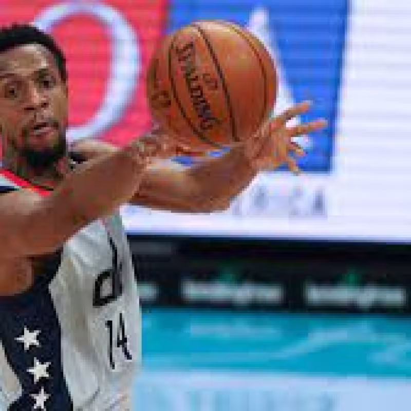 El veterano Ish Smith firma por Charlotte Hornets, su ¡12º equipo en la NBA!