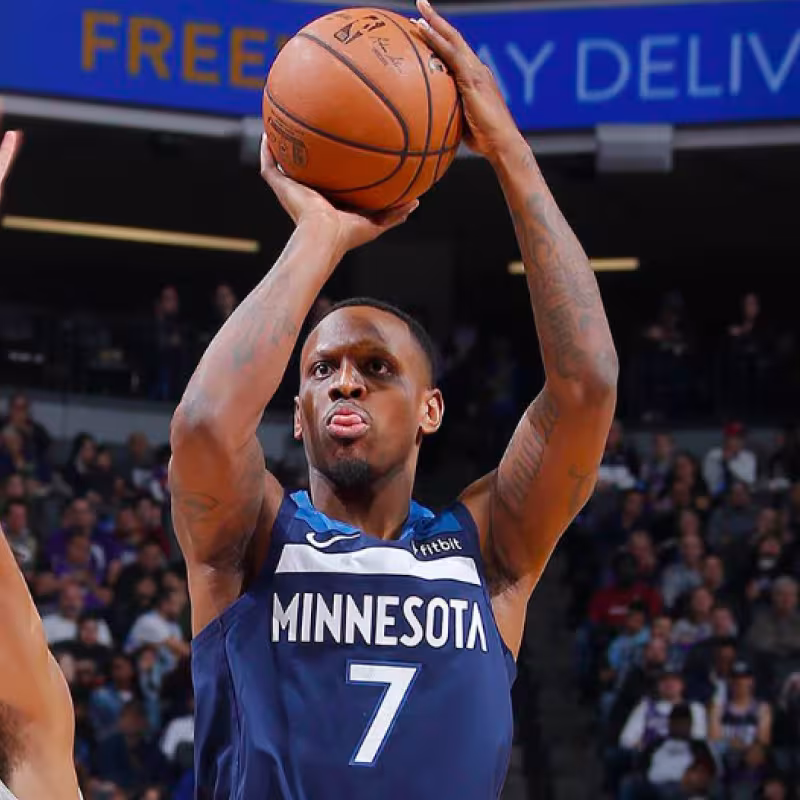 Los Rockets firman a  James Nunnally con un contrato de 10 días