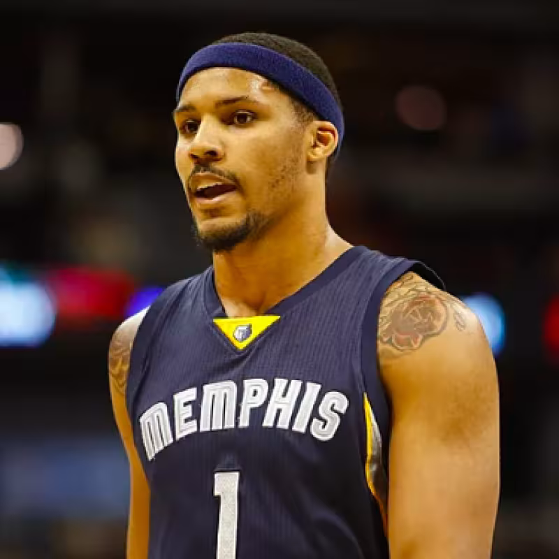 Jarnell Stokes, nuevo compañero de Marc Gasol en Memphis Grizzlies