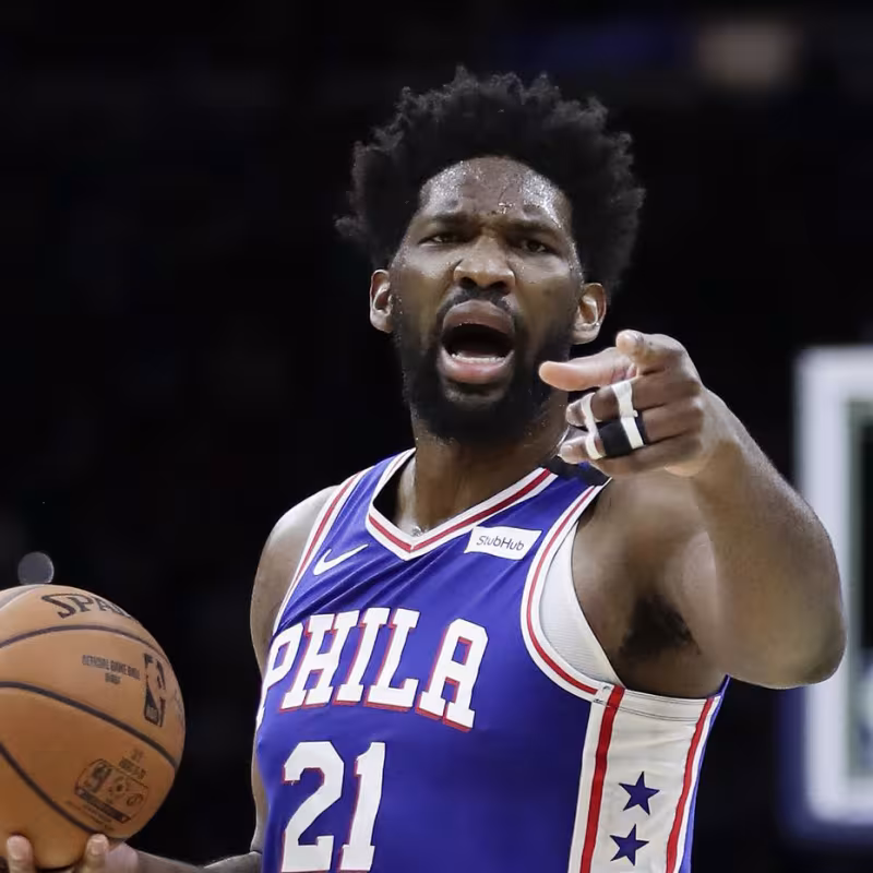 Joel Embiid, en un encuentro de la pasada temporada con los Sixers.