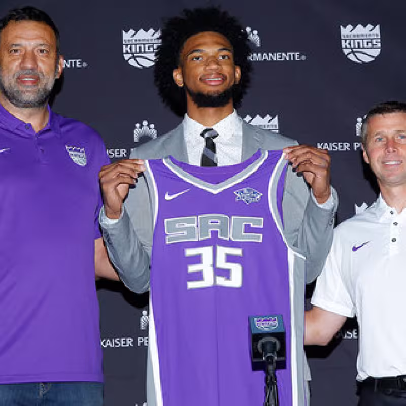 Los minutos del rookie Marvin Bagley podrían acabar con Dave Joerger al frente de los Kings