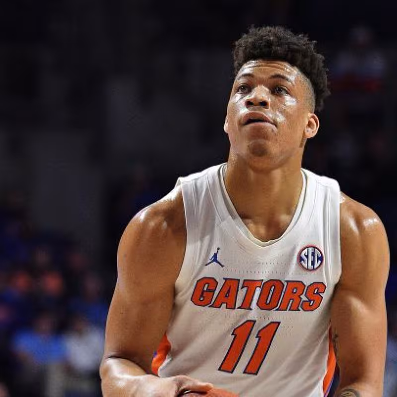 Vídeo: Keyontae Johnson, en coma inducido tras desplomarse en la cancha