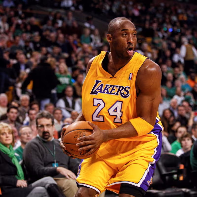 La ceremonia para incluir a Kobe Bryant en el Hall of Fame se pospone hasta 2021