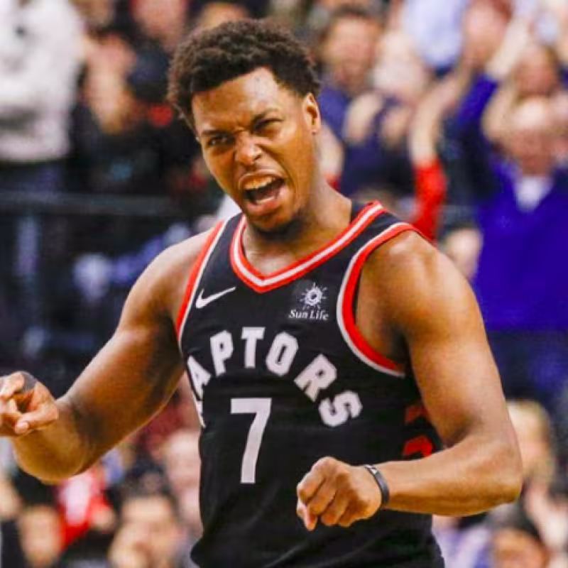 Kyle Lowry, clave en la victoria de la los Raptors.