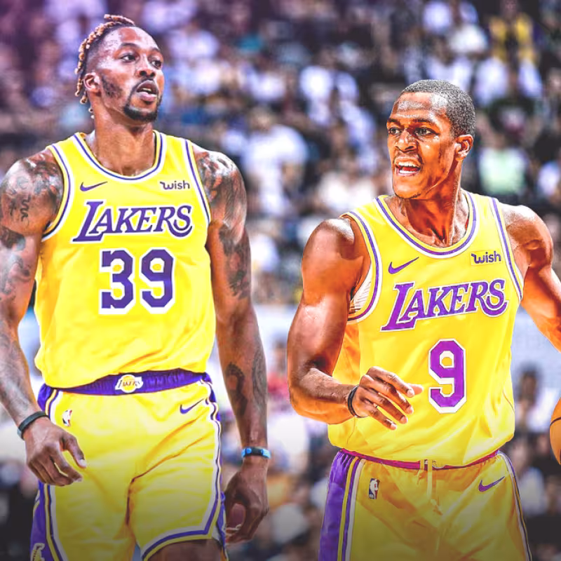 Rajon Rondo y Dwight Howard, estrellas de Los Angeles Lakers.