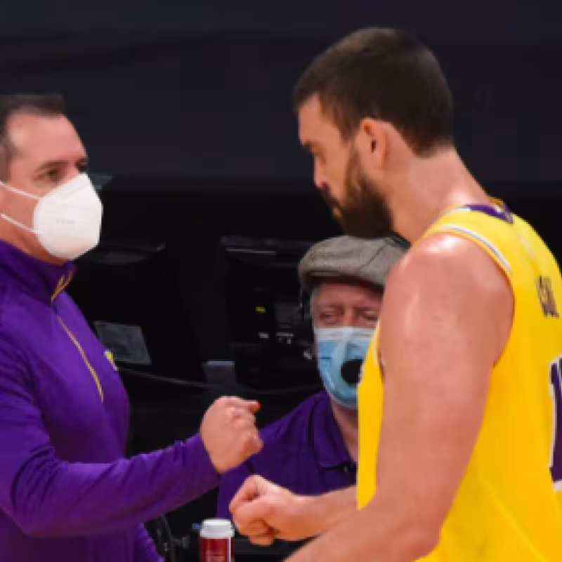 Frank Vogel y Marc Gasol: una pareja sin presente ni futuro (o al menos eso parece).