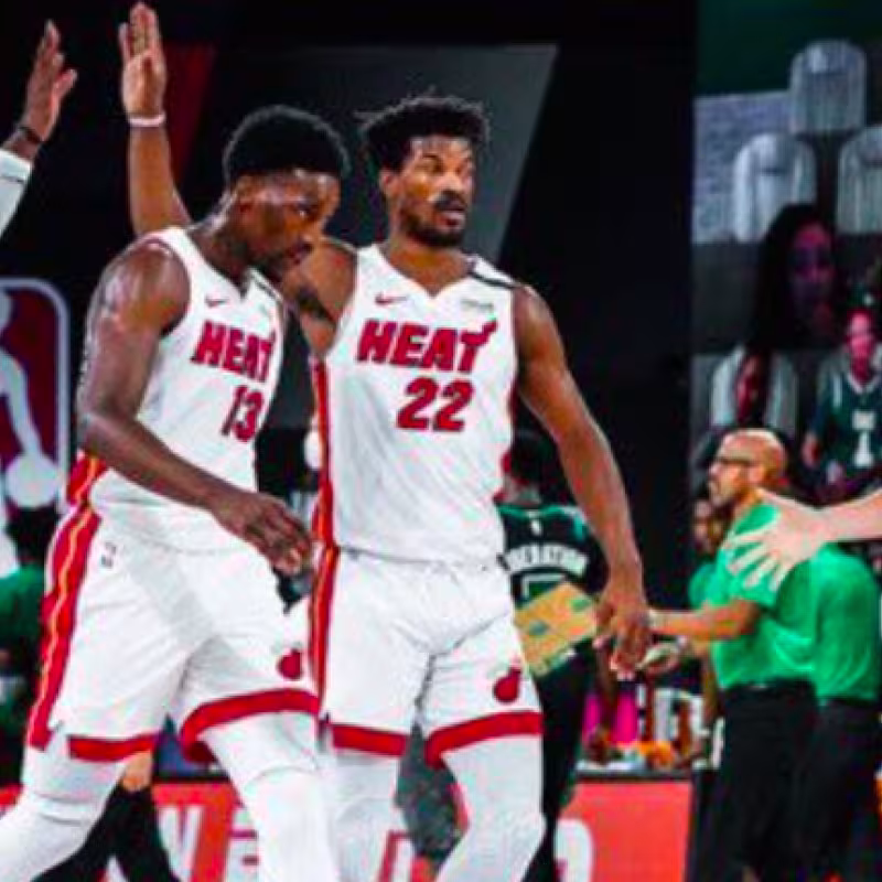 Miami Heat continúa ganando partidos en estos playoffs.