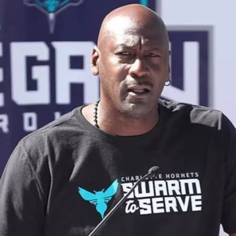 Rumores NBA: Las dos opciones de pívots para Charlotte Hornets que maneja Jordan