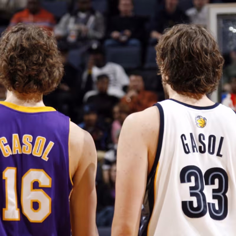 Opción Pau Gasol fiche por Los Angeles Lakers con Marc Gasol. Foto: gettyimages