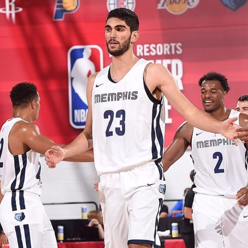 Santi Aldama asombra en la Summer League con un gran doble-doble