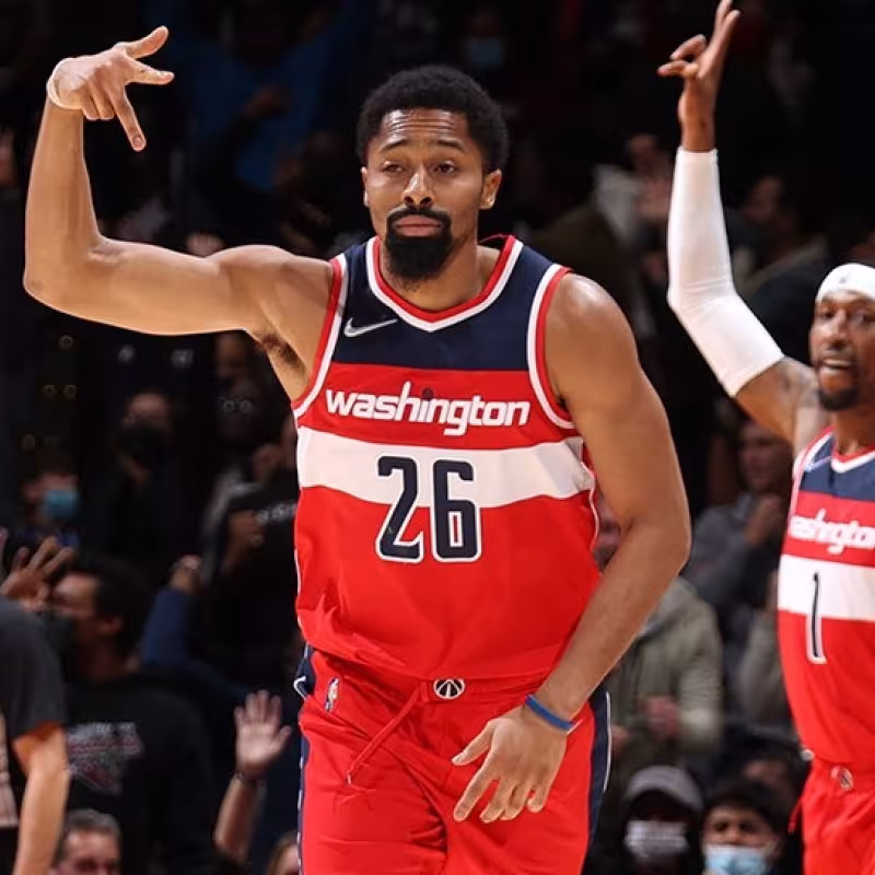 Los Wizards cortan el gran momento de forma de Miami, y y vuelven a la segunda posición en el Este