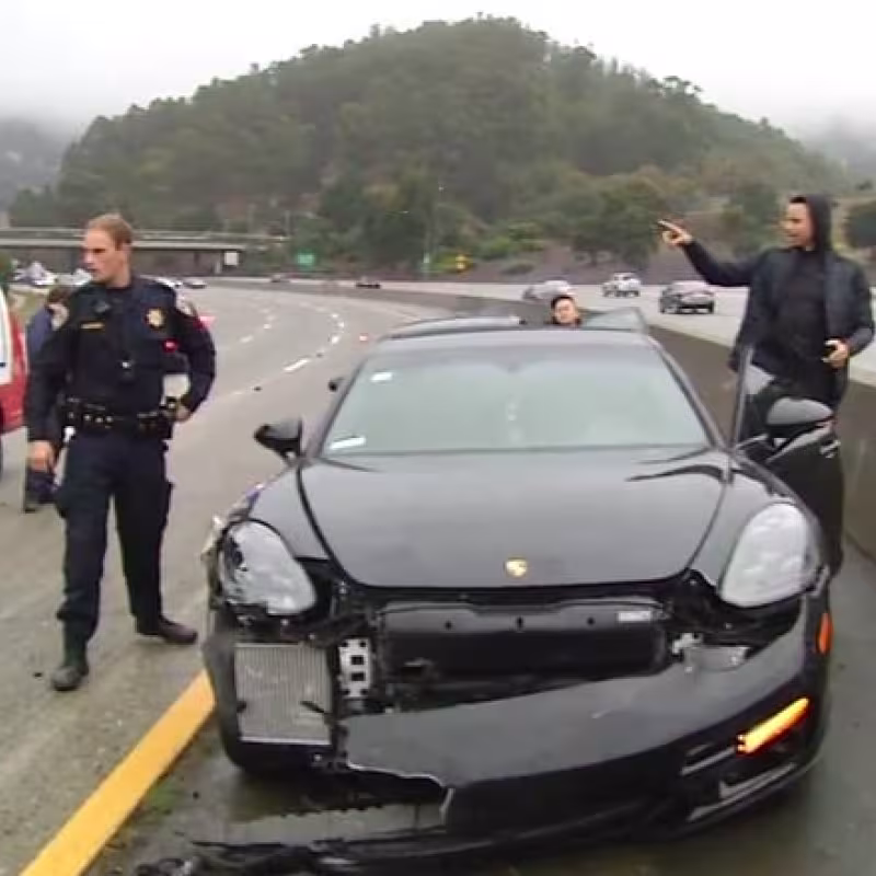 Stephen Curry sufre un accidente de tráfico del que sale ileso