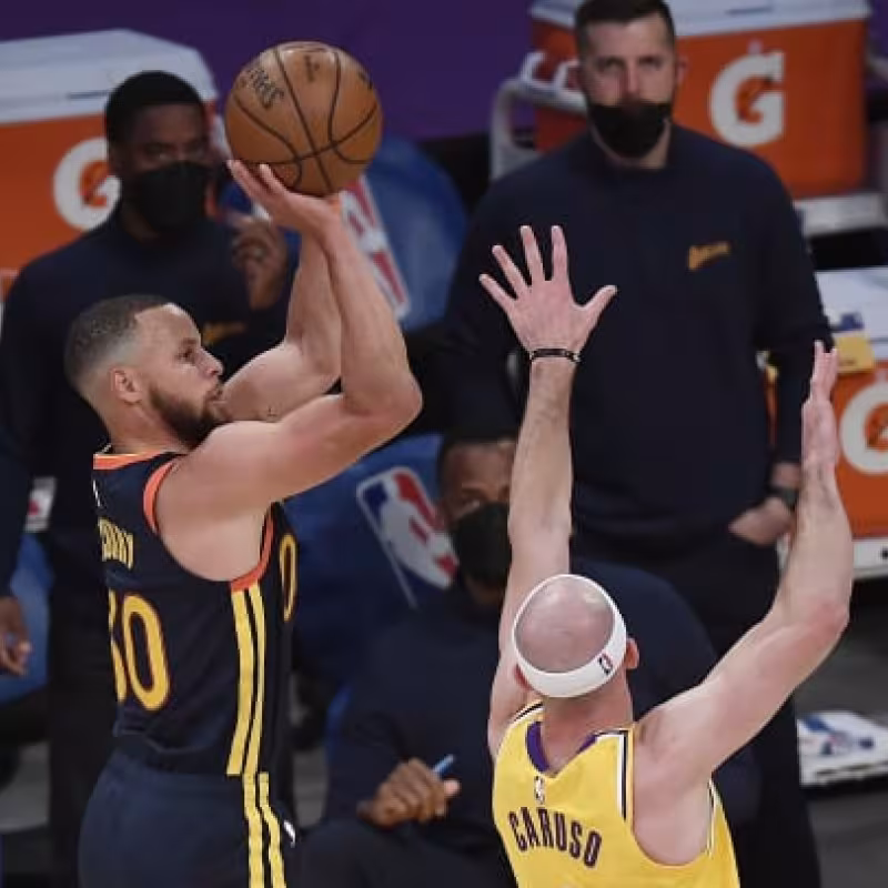 Stephen Curry, opciones ganar play in. Foto: gettyimages