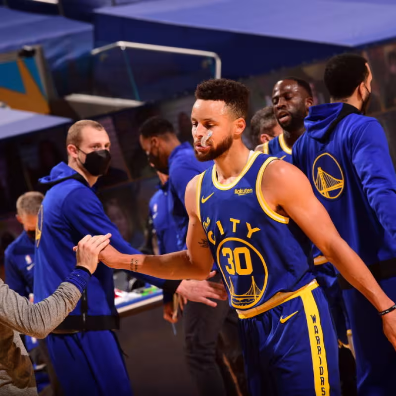 Curry: "Es vergonzoso recibir estas palizas, tenemos que ser competitivos cada noche"