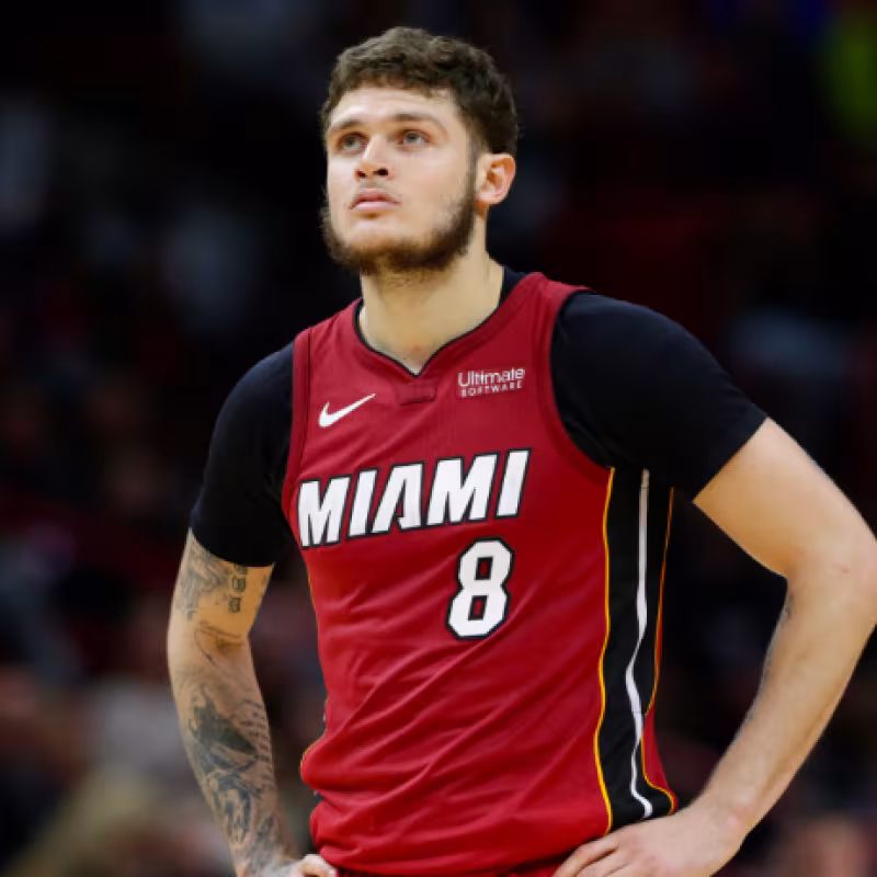 Intercambio: Tyler Johnson se marcha a los Suns y Ryan Anderson a los Heat