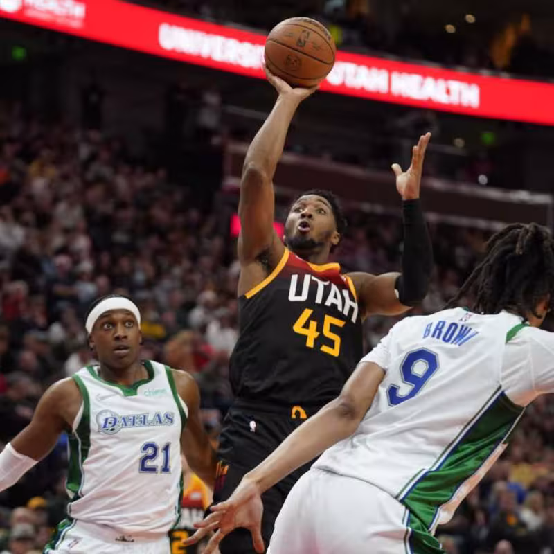 Utah Jazz elude la proeza de Porzingis y Brunson para los Mavs