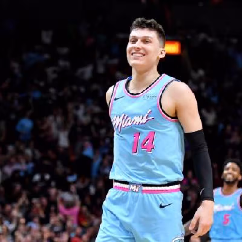 Tyler Herro, con la camiseta de Miami Heat. 