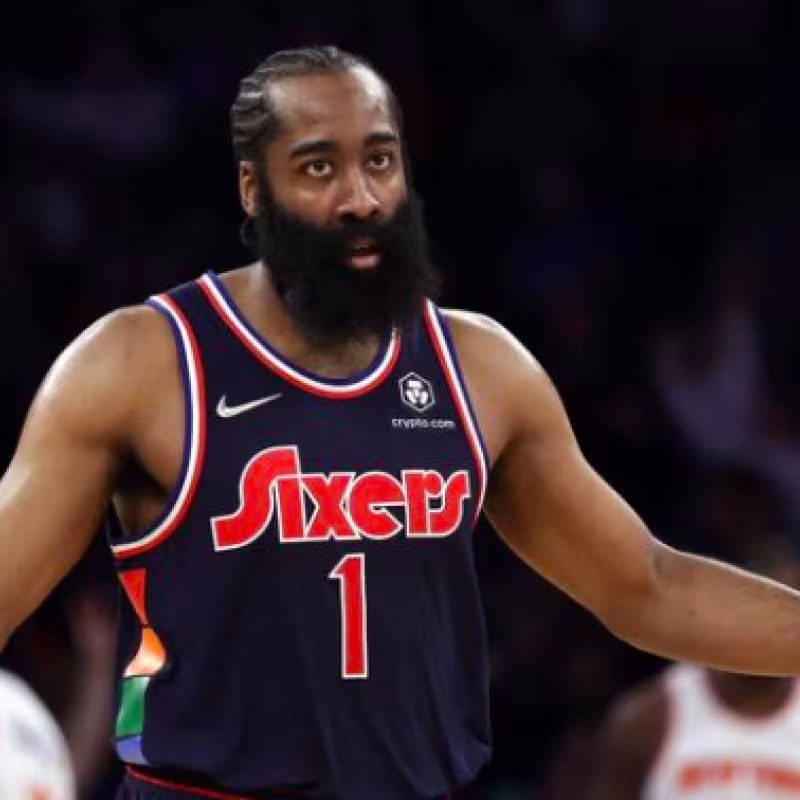 James Harden, estrella de Philadelphia 76ers. 