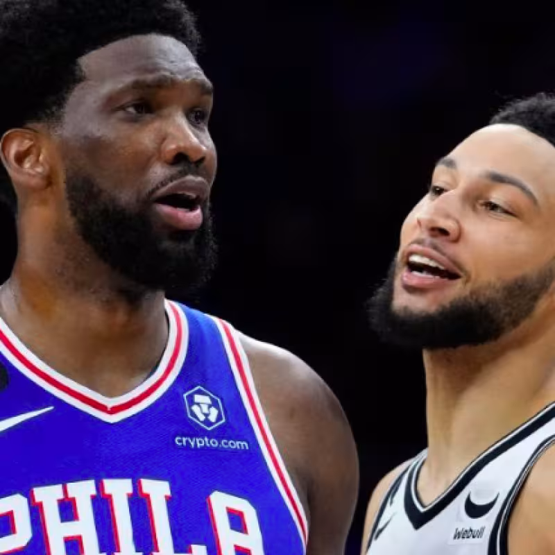 Joel Embiid y Ben Simmons se enfrentaron por primera vez.
