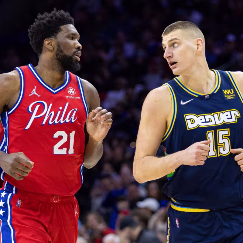 Joel Embiid y Nikola Jokic