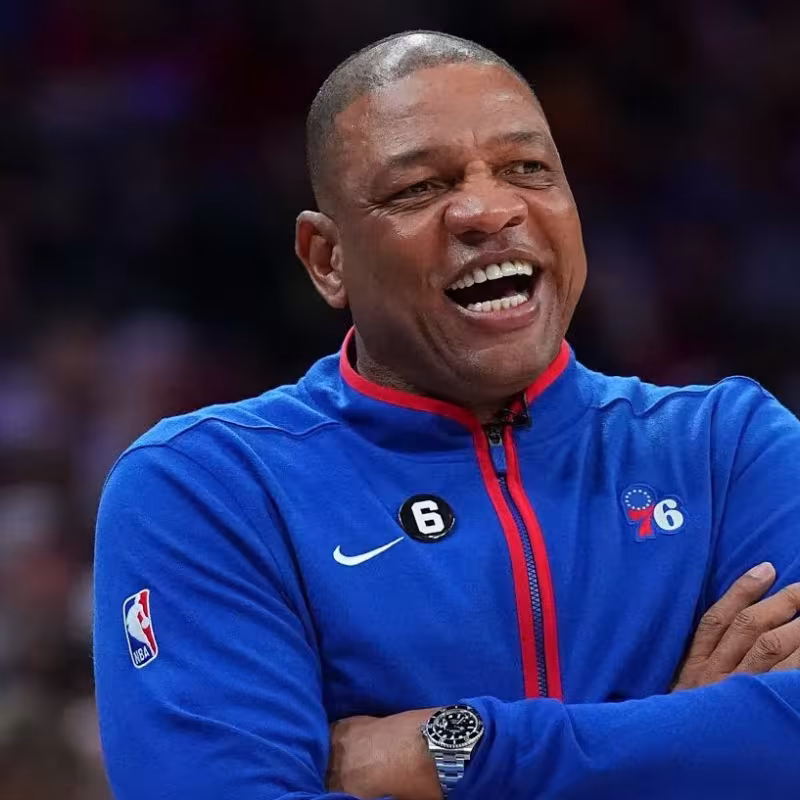 Doc Rivers, entrenador de Philadelphia 76ers.