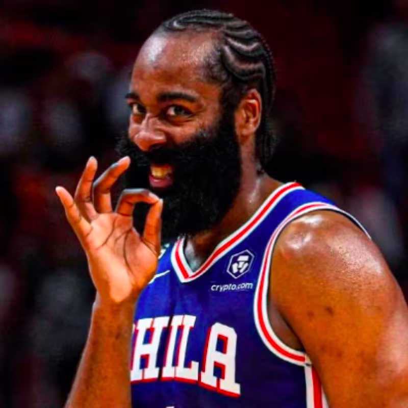 James Harden, estrella de Philadelphia 76ers.