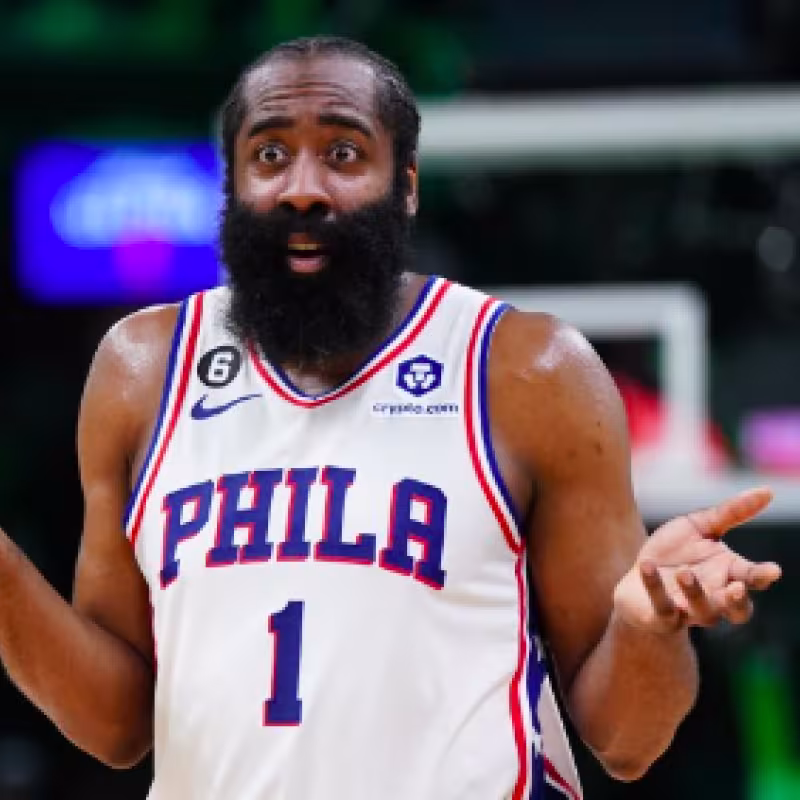 James Harden, con la camiseta de Philadelphia 76ers.