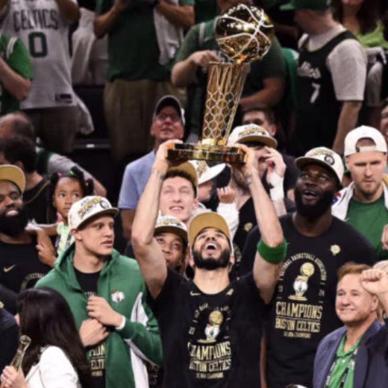 Boston Celtics ganó el anillo de la NBA.