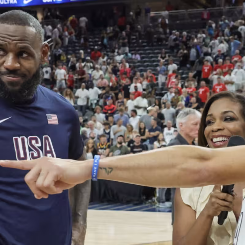 LeBron James y Stephen Curry, los chicos de Akron. 