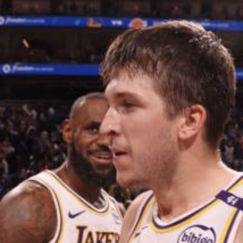 Victoria de Los Angeles Lakers ante Golden State Warriors.