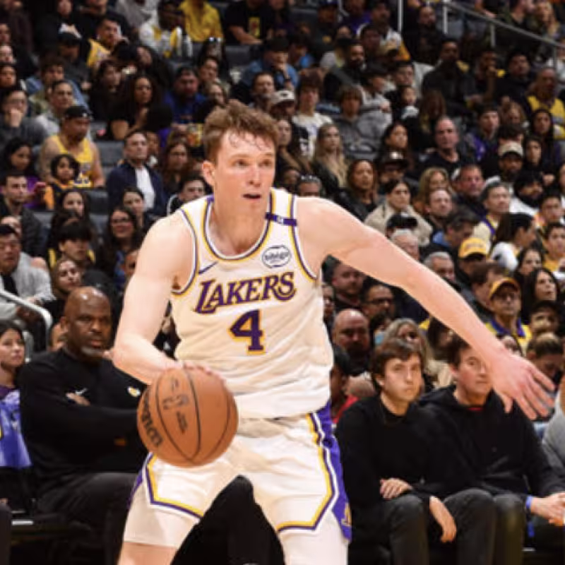 Dalton Knecht podría salir de Los Angeles Lakers. 