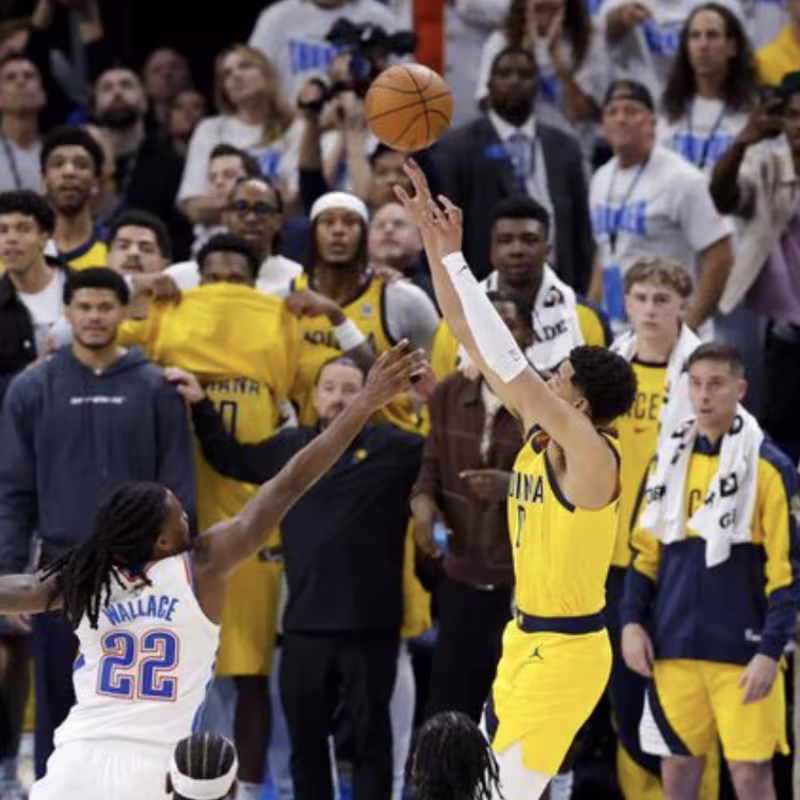 Haliburton volvió a liarla ante los Thunder. 