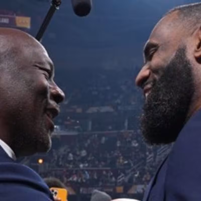 Michael Jordan y LeBron James.