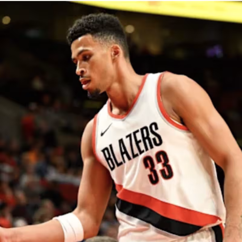 Toumani Camara seguirá en los Portland Trail Blazers. 
