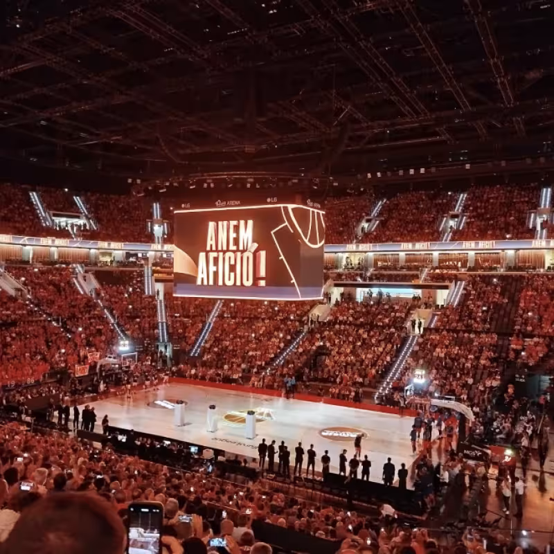 Valencia Basket will only allow access to season ticket holders in the match against Maccabi.