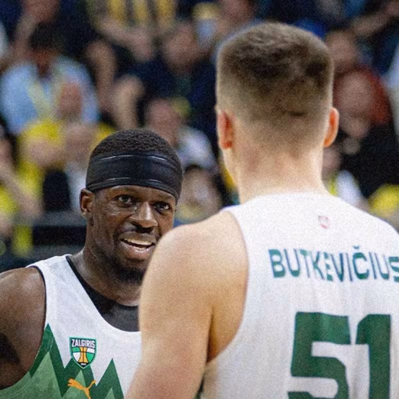 Zaligiris derrota al Fenerbahçe. Fuente: @bczalgiris