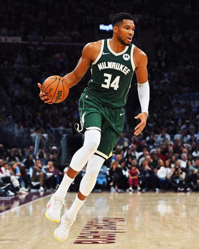 Giannis Antetokounmpo, superestrella de la NBA