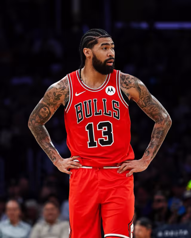 Nick Richards, en un partido con los Chicago Bulls