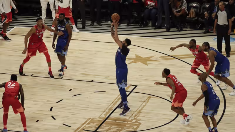 Anthony Davis, lanzando un tiro libre